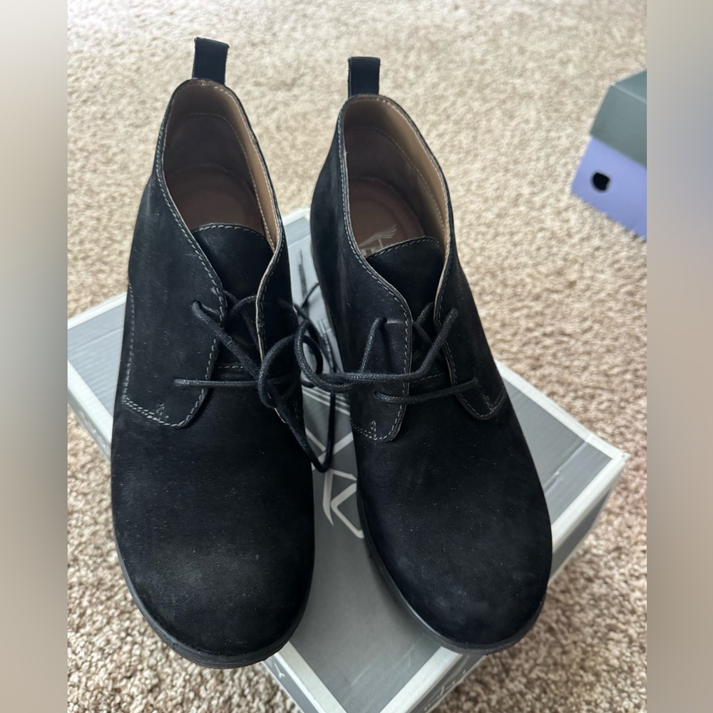 Dansko black nubuck wedge booties